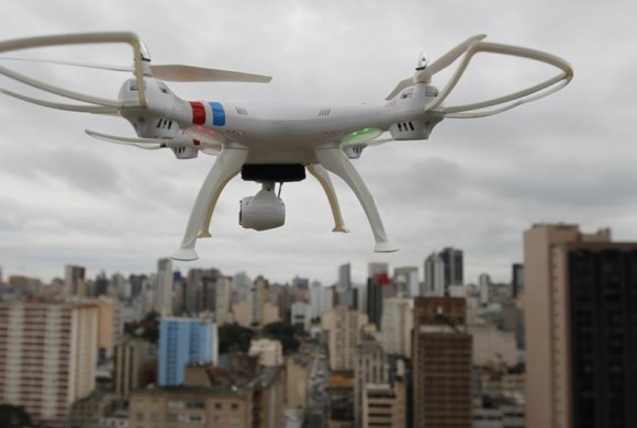 Mais populares, drones abrem mercado para cursos de pilotagem