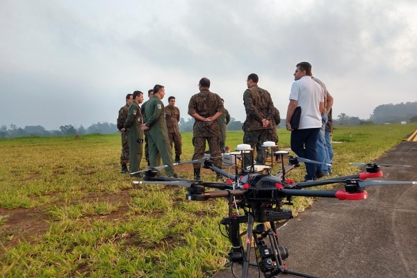 Força Aérea Brasileira testa uso de drones para inspeção em voo