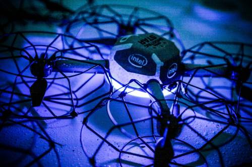 Intel lança drone especializado em show de iluminação. Confira!
