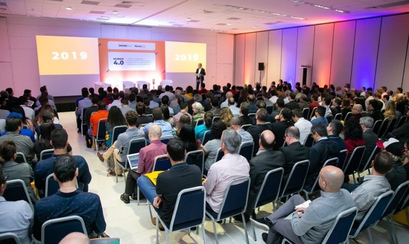 Veja como ser palestrante no DroneShow e MundoGEO Connect 2020 Veja como ser palestrante no DroneShow e MundoGEO Connect 2020