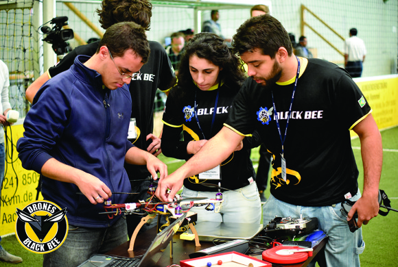 Equipe Black Bee Drones confirma presença no DroneShow 2016