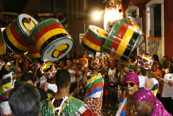 Polícia Militar da Bahia lança cartilha para fiscalização de Drones no Carnaval