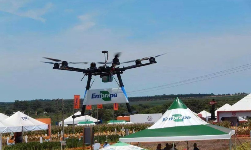 Drones revolucionam a produção agrícola e melhoram resultados no campo