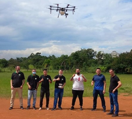 Hagra, umas das importadoras oficiais da DJI no Brasil, presente na DroneShow 2022