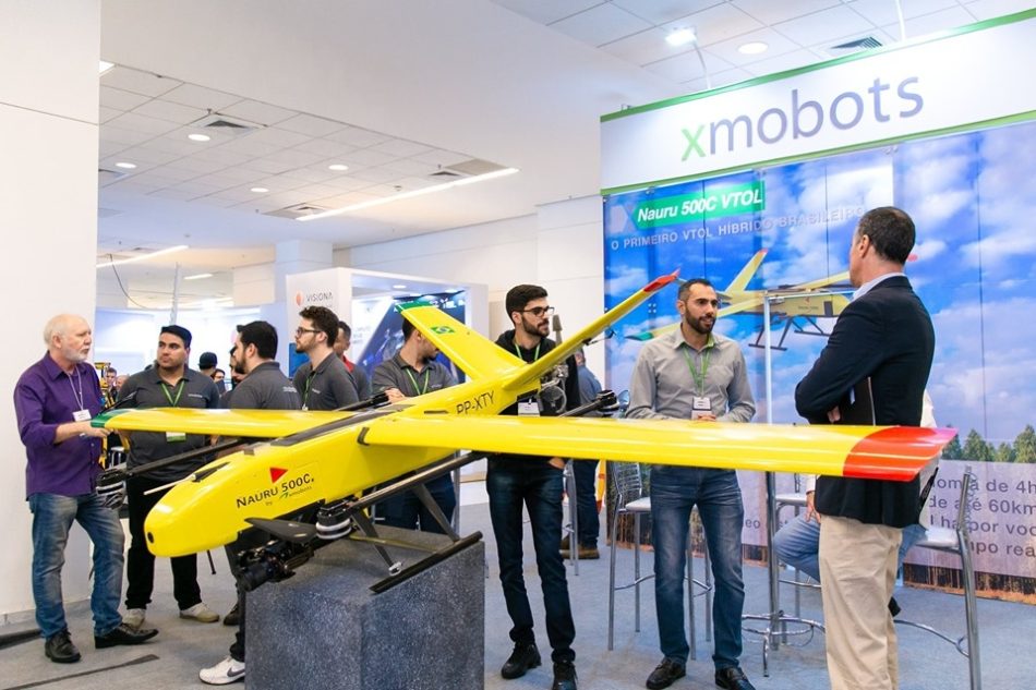 Estande da Xmobots na última edição da feira DroneShowe MundoGEO Connect
