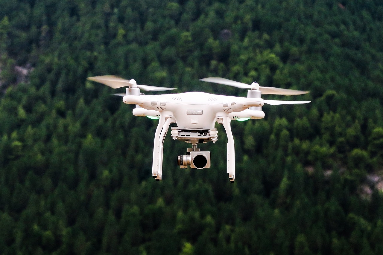 Replay na íntegra: Mitos e Verdades sobre Regulamentação dos Drones #2 ...