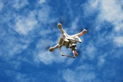 orientações sobre pilotagem de drones e meteorologia