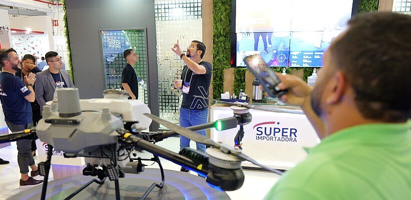 Super Importadora confirmada na DroneShow Robotics 2025